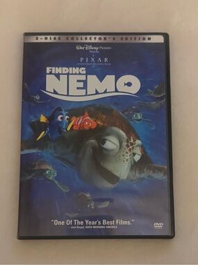 Finding Nemo DVD 2 disc collector’s edition both widescreen full frame Like New
